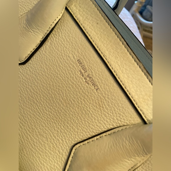 Henri Bendel Rivington Light Green Large Convertible Tote Rare - Picture 4 of 16